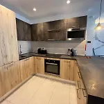 86 Spinola Bay