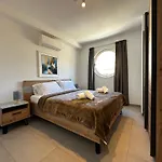 86 Spinola Bay Διαμέρισμα *