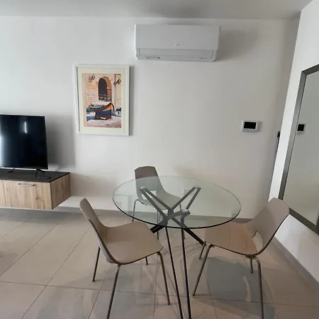 דירה 86 Spinola Bay