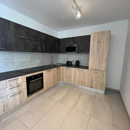 86 Spinola Bay San Ġiljan