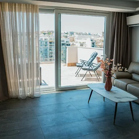 86 Spinola Bay Apartament *