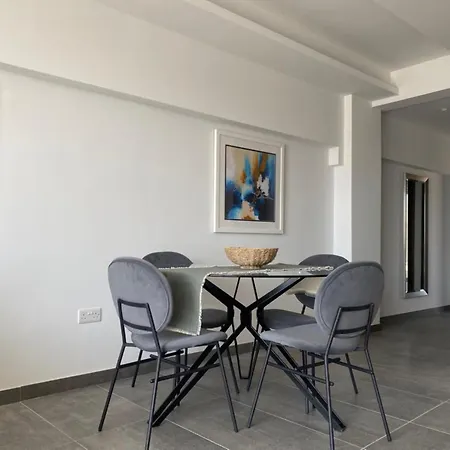 86 Spinola Bay San Giuliano