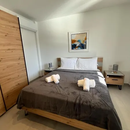 86 Spinola Bay San Ġiljan