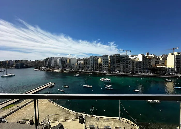 86 Spinola Bay *